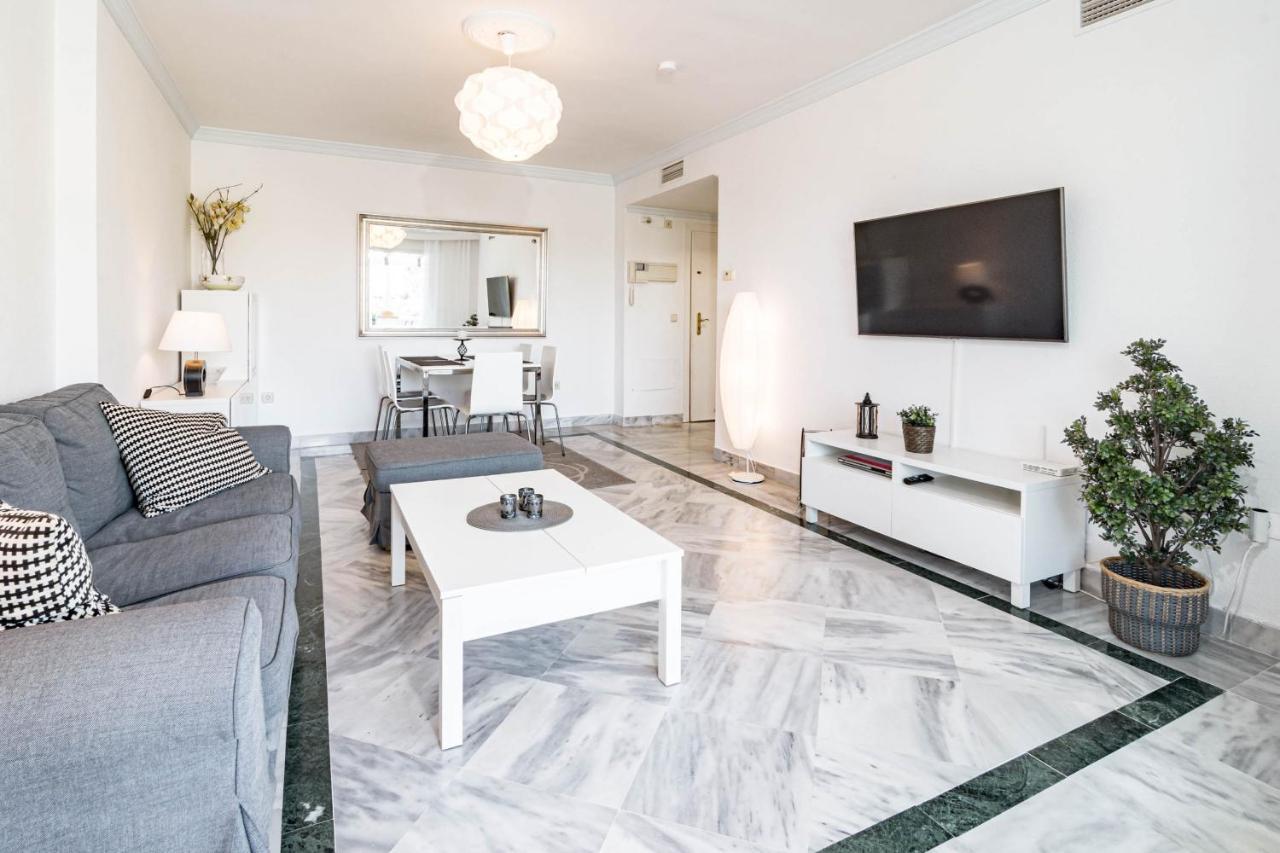 Beautiful In La Dama De Noche Right Beside The Golf Course Apartment